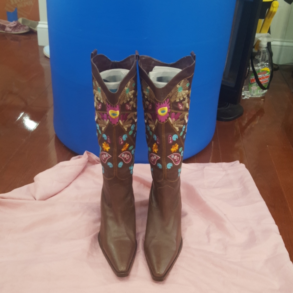 Woman's shoe